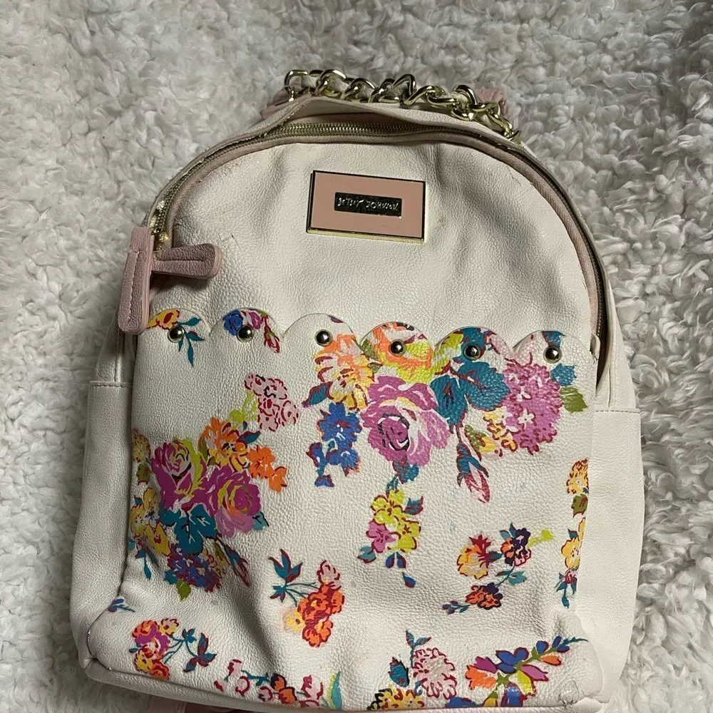 BETSEY JOHNSON BACKPACK BONE BLUSH PINK FLORAL hand bag
